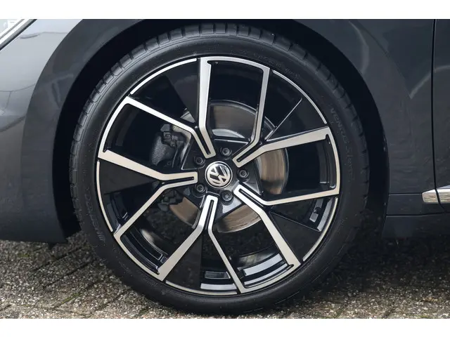 Volkswagen Arteon 2.0 TSI 190PK R-Line 2020 Benzine 8