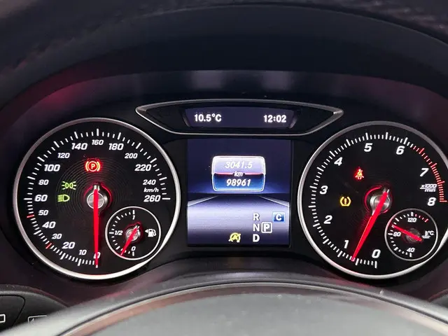 Mercedes-Benz A-Klasse Ambition 2017 Benzine 18