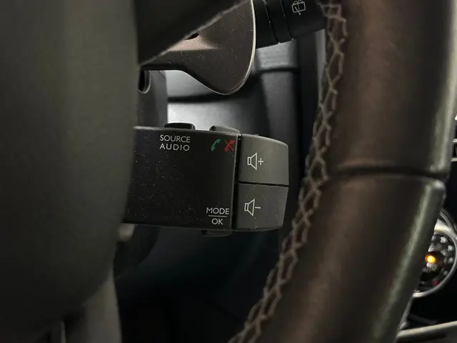 Renault Clio 1.2 GT Sport 2016 Benzine 17