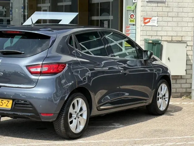 Renault Clio 0.9 TCe Limited 2018 Benzine 26