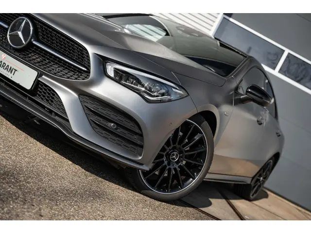 Mercedes-Benz CLA 250 e AMG 2020 Hybride Benzine 21
