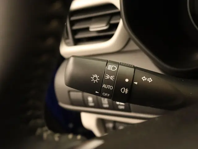 Suzuki Swift 1.2 Style Smart Hybrid 2025 Benzine 23