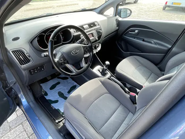 Kia Rio 1.2 CVVT ComfortLine 2015|Airco|Cruise 2015 Benzine 8