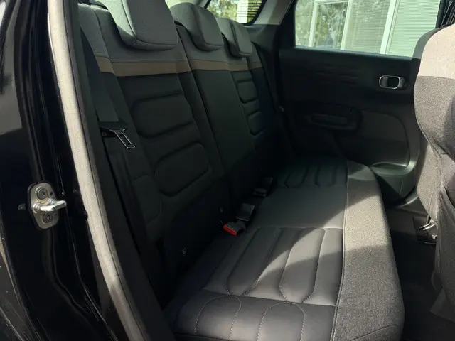 Citroën C3 Aircross 1.2 PureTech Plus 2023 Benzine 16