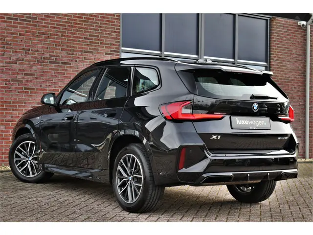 BMW X1 sDrive18i M-Sport 2025 Benzine 20