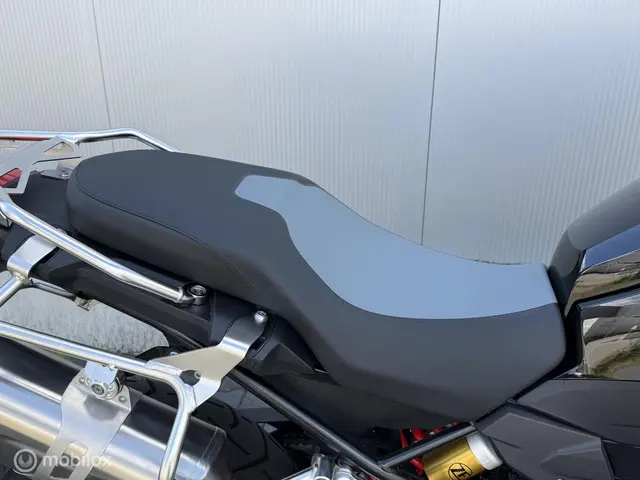BMW F 900 GS Adventure 2024 Benzine 24