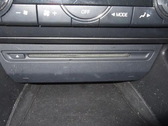 Mazda 3 2.0 HP GT-M 165 PK Trekhaak 2014 Benzine 8