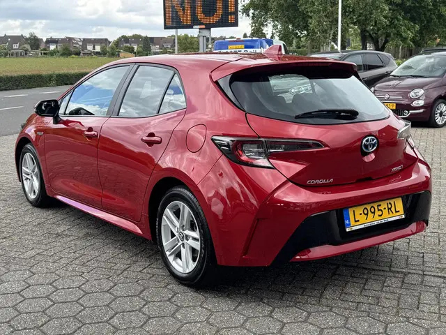 Toyota Corolla 1.8 Hybrid Active 2021 Hybride Benzine 4