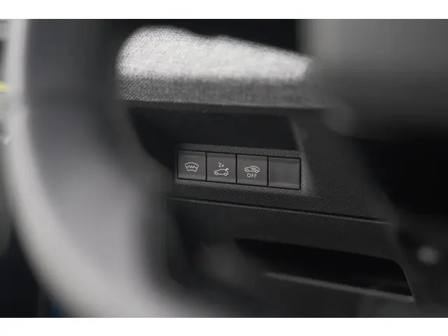 Peugeot 5008 1.2 Hybrid 136 GT 2024 Hybride Benzine 40