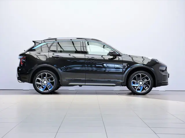Lynk & Co 01 1.5 2022 Hybride Benzine 9
