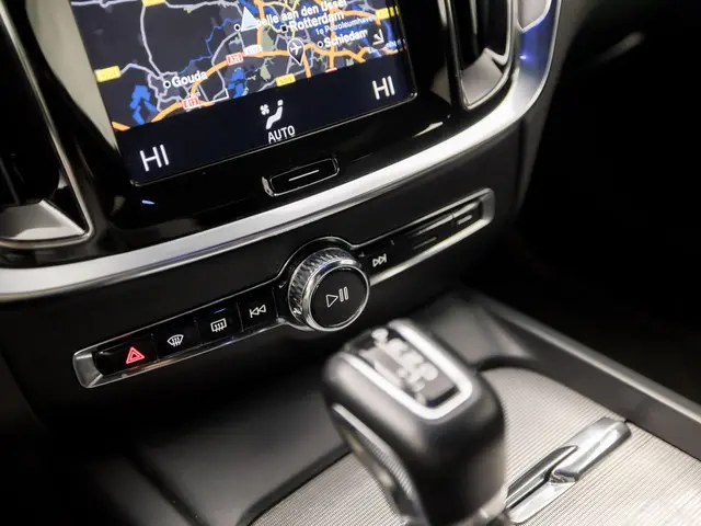 Volvo S60 2.0 T4 R-Design 2020 Benzine 9