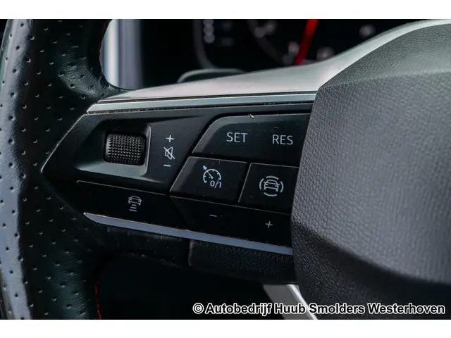 SEAT Ateca 1.5 TSI FR Business Intense 2022 Benzine 27
