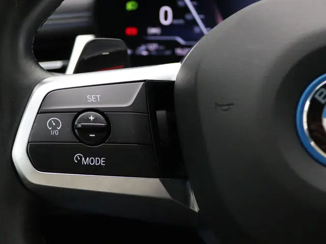 BMW X1 xDrive30e 2023 Hybride Benzine 18