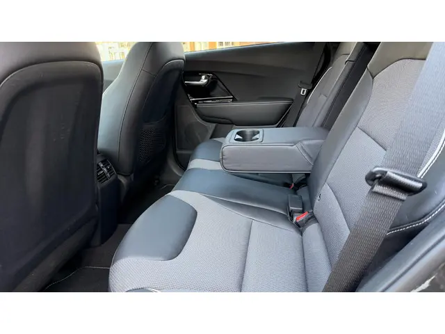 Kia e-Niro DynamicPlusLine 64 kWh 2021 Elektrisch 11