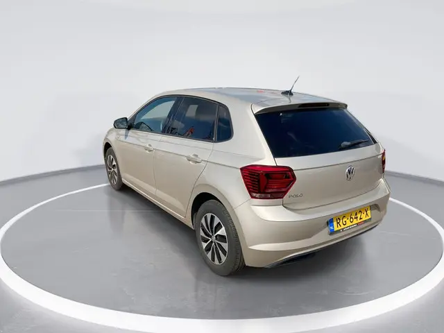 Volkswagen Polo 1.0 TSI 95pk Comfortline 2017 Benzine 2