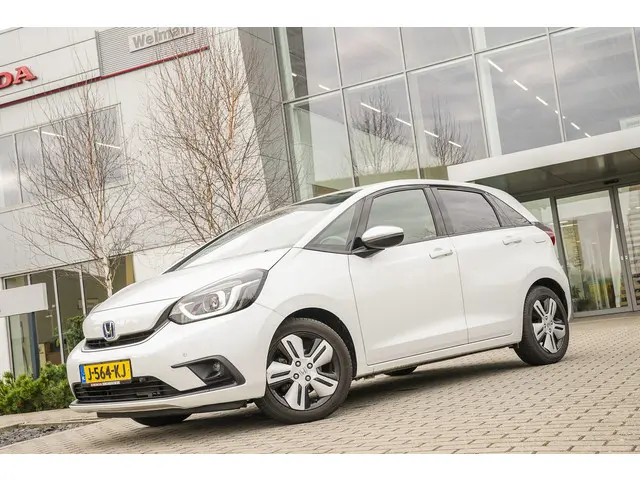 Honda Jazz 1.5i e:HEV EXECUTIVE 2020 Hybride Benzine 32