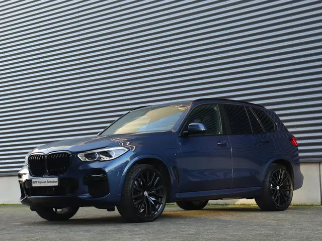 BMW X5 xDrive45e 2022 Hybride Benzine 44