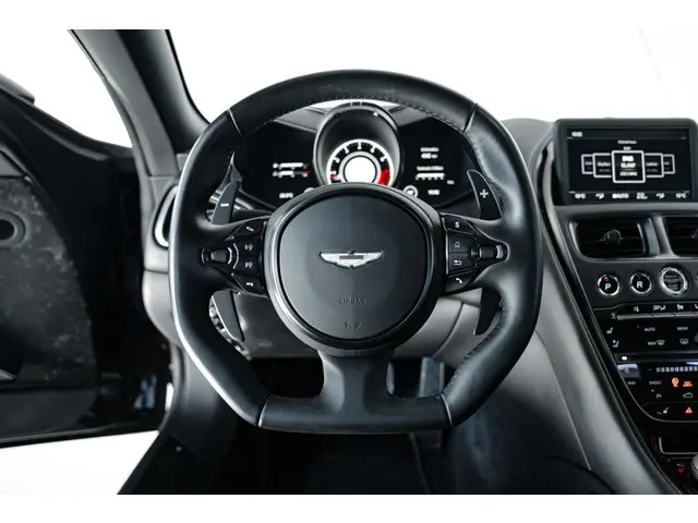 Aston Martin DBS 5.2 V12 Superleggera 2019 Benzine 30