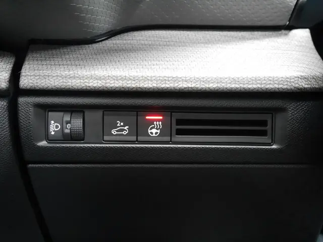 Citroën C5 X 1.6 180PK PureTech Shine 2022 Benzine 22