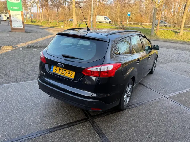 Ford Focus Wagon 1.0 EcoBoost Edition 2014 Benzine 19
