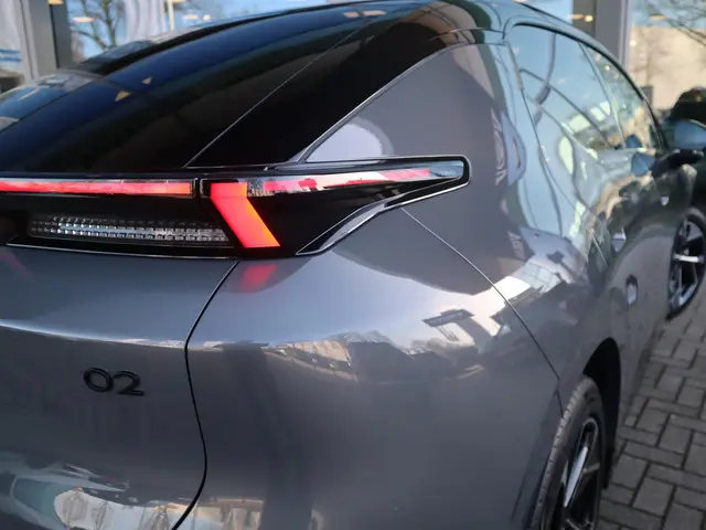 Lynk & Co 02 More 66 kWh 2026 Elektrisch 9