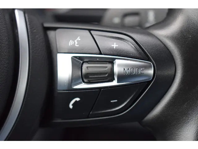 BMW 5 Serie 520i Automaat M-Sport Edition 2016 Benzine 31