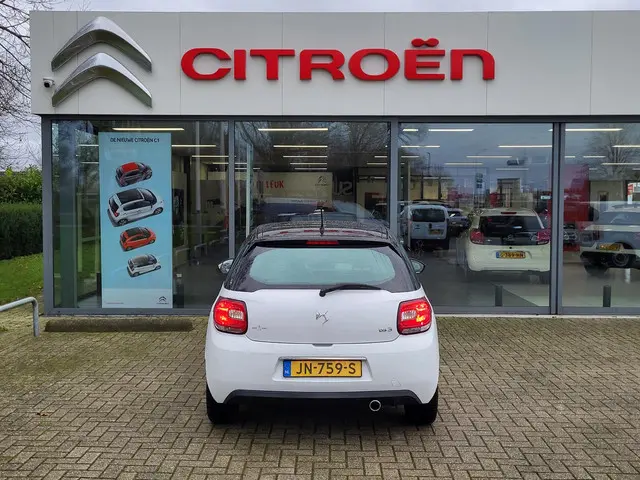 DS DS 3 1.2 PureTech Chic 2016 Benzine 5