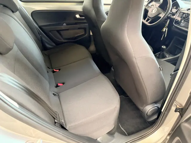 Volkswagen up! 1.0 2022 Benzine 9