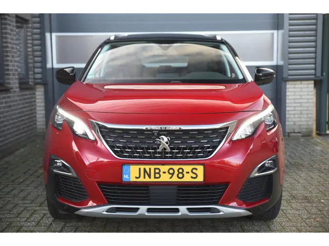Peugeot 3008 1.6 PureTech Allure 2018 Benzine 15