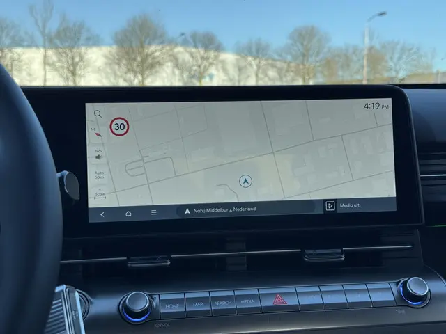 Hyundai Kona 1.6 GDI HEV Premium 2026 Hybride Benzine 16