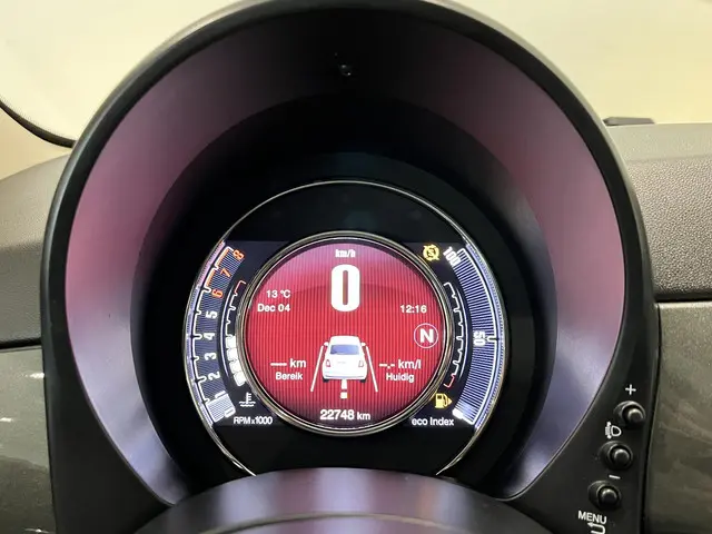 Fiat 500 0.9 TwinAir Turbo Lounge 2019 Benzine 4