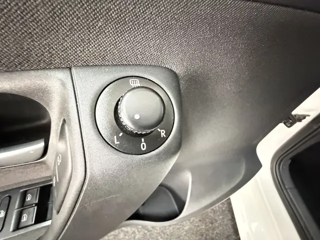 Volkswagen Polo 1.2 TSI BlueMotion Edition 2013 Benzine 23