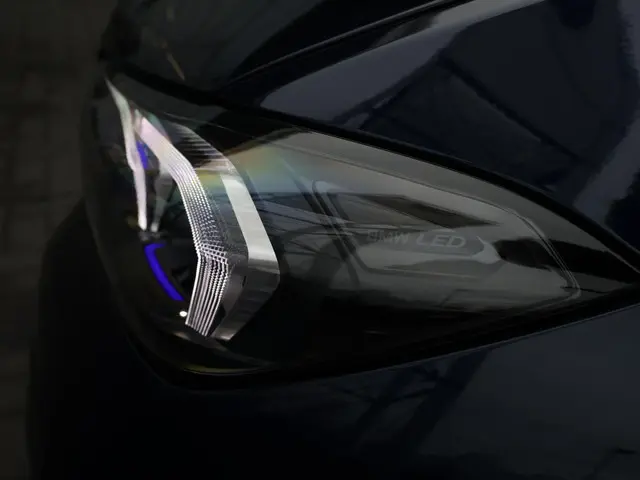 BMW 3 Serie Touring 330e 2025 Hybride Benzine 48