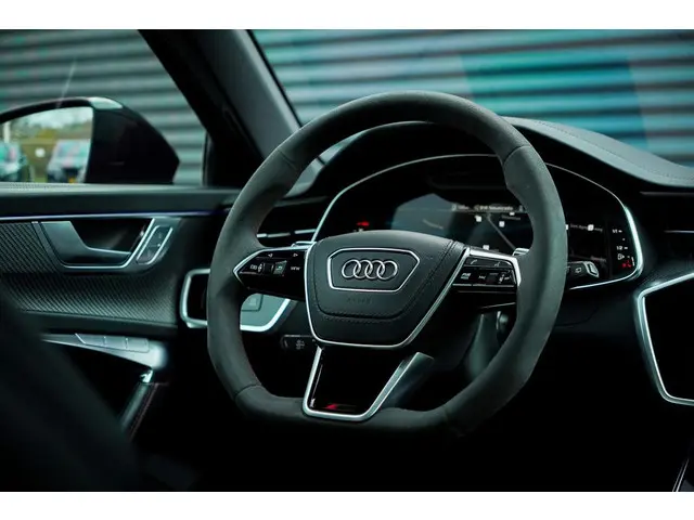 Audi RS6 A6 Avant TFSI quattro 2021 Benzine 21