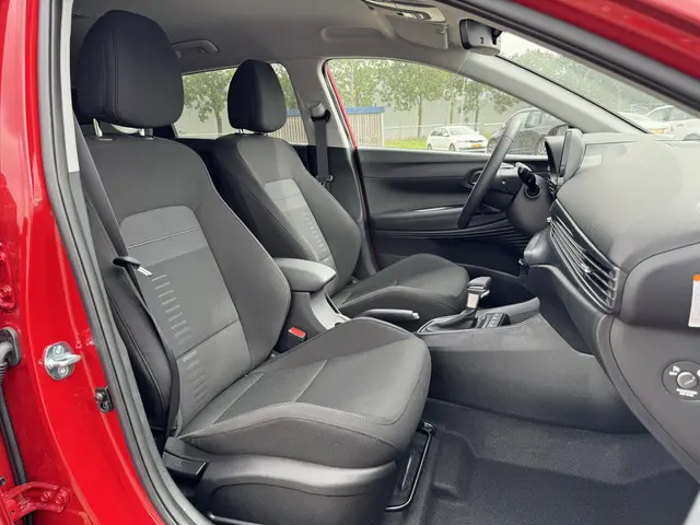 Hyundai Bayon 1.0 T-GDI Premium 2026 Benzine 11