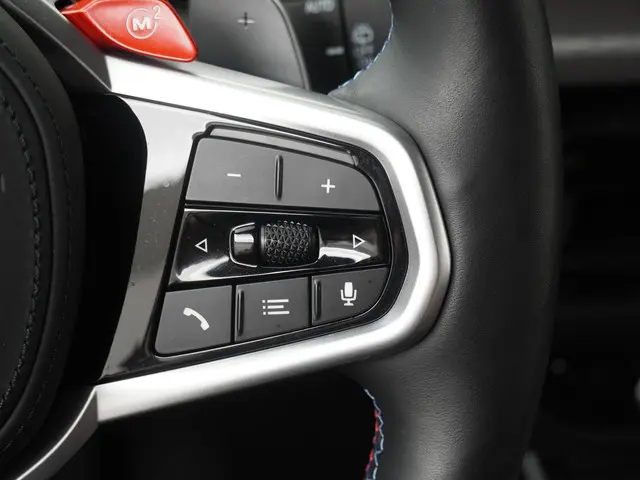 BMW M3 3-serie Touring xDrive Competition 2025 Benzine 19