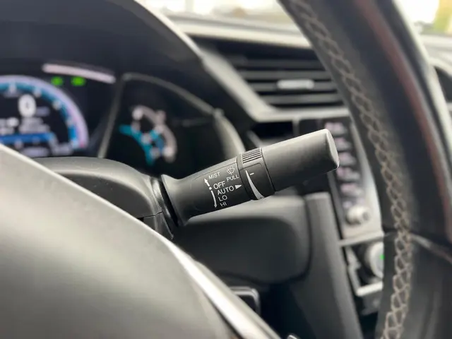 Honda Civic 1.5 i-VTEC Elegance 2020 Benzine 25