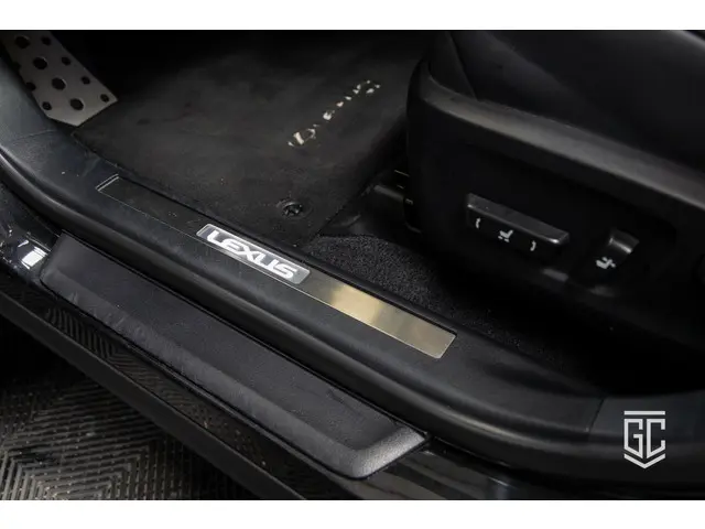 Lexus RX 450h 4WD F Sport Line 2016 Hybride Benzine 17