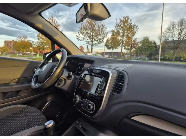 Renault Captur 0.9 TCe Intens 2019 Benzine 19