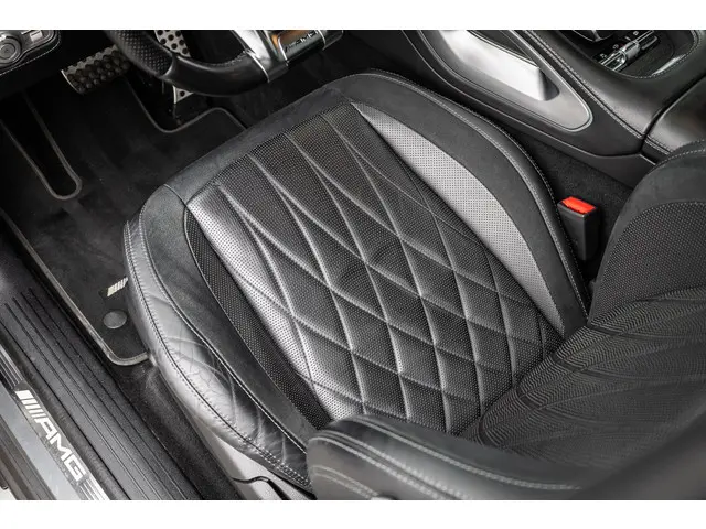 Mercedes-Benz GLE Coupé AMG 63 S 4MATIC+ 2021 Benzine 33