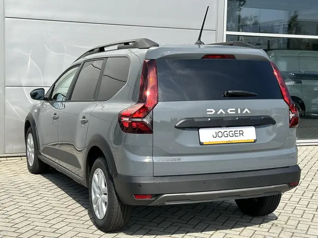 Dacia Jogger 1.0 TCe 100 ECO-G Expression 2024 Benzine 7