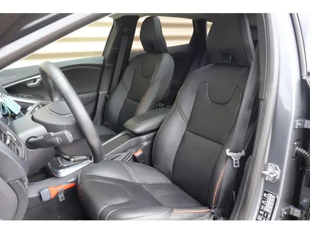Volvo V40 Cross Country 1.5 T3 Polar+ Luxury 2020 Benzine 22