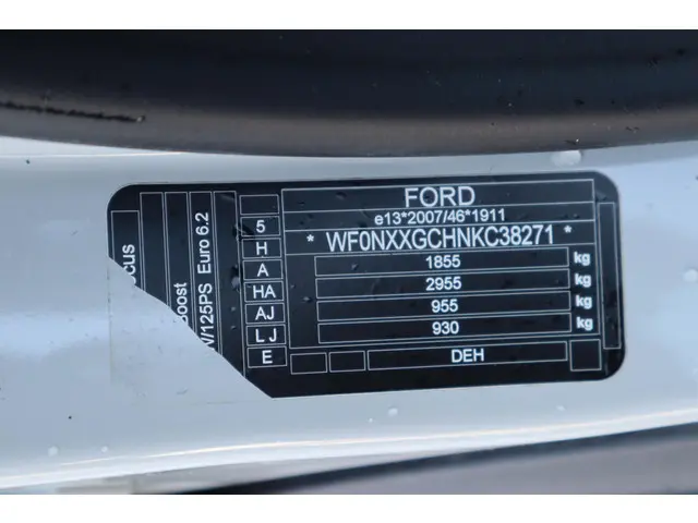 Ford Focus 1.0 EcoBoost Active Business 2019 Benzine 15