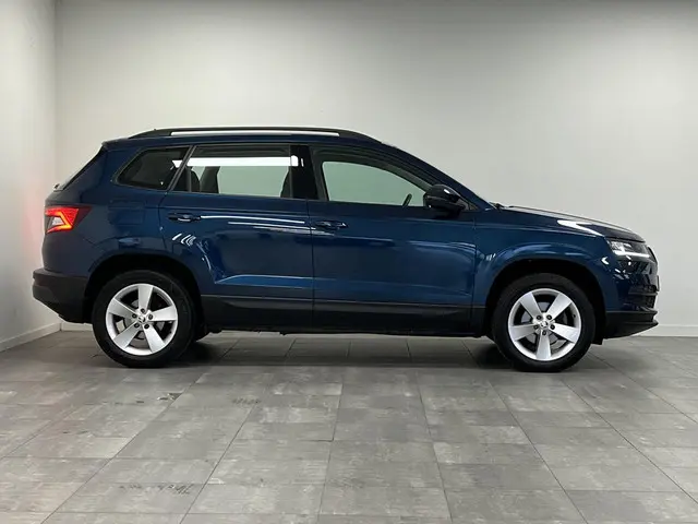 Škoda Karoq 1.0 TSI Style 2020 Benzine 25