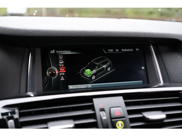 BMW X3 xDrive35i High Executive 2015 Benzine 27