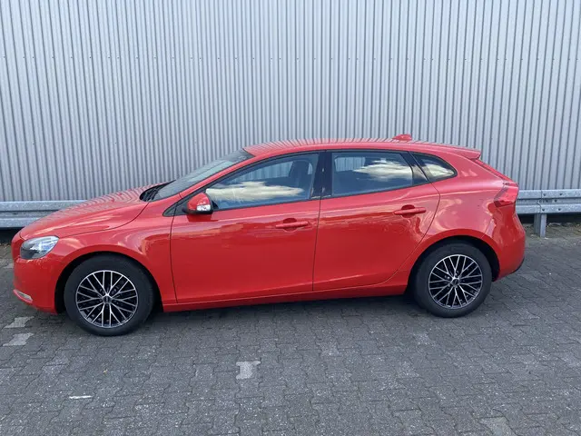 Volvo V40 1.6 T3 Kinetic 2013 Benzine 8