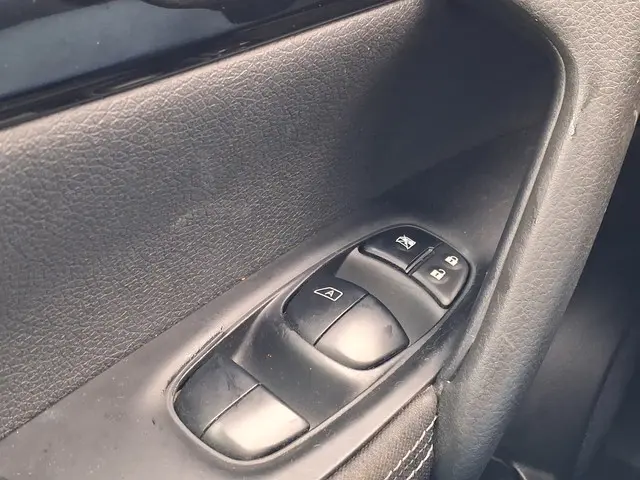 Nissan QASHQAI 1.2 N-Connecta 2016 Benzine 16