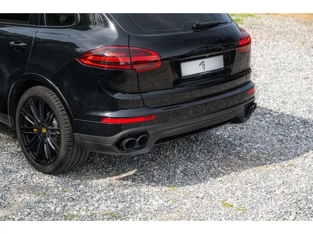 Porsche Cayenne 4.8 Turbo S 2014 Benzine 29