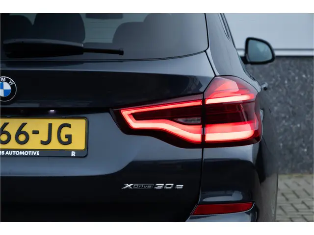 BMW X3 xDrive30e M Sport 2021 Hybride Benzine 25