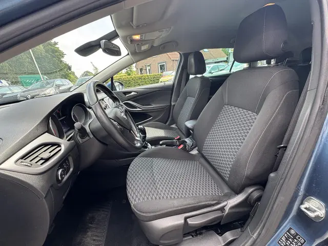 Opel Astra Sports Tourer 1.4 Business+ 2017 Benzine 13